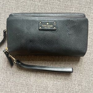 Kate Spade Wristlet Wallet